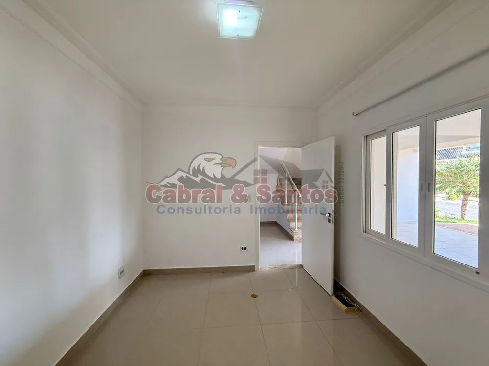 Casa, 3 quartos, 213 m² - Foto 4