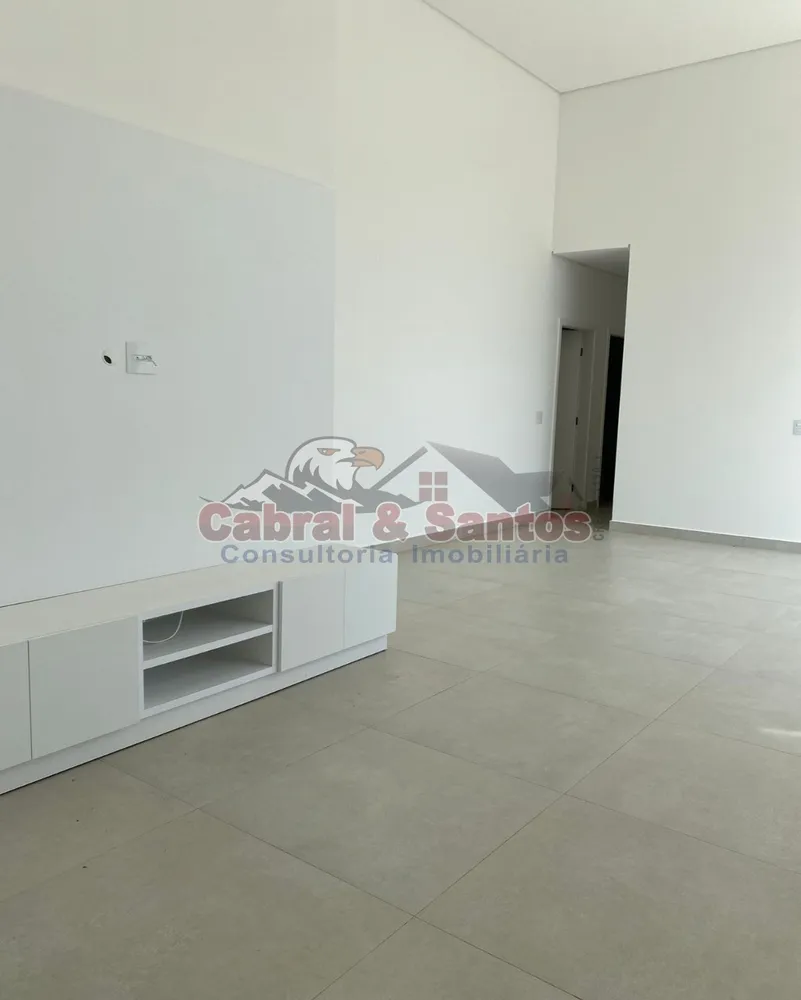 Casa, 3 quartos, 243 m² - Foto 3