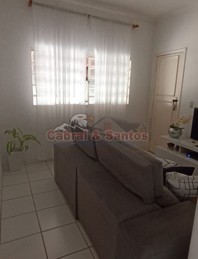 Casa à venda com 3 quartos - Foto 1