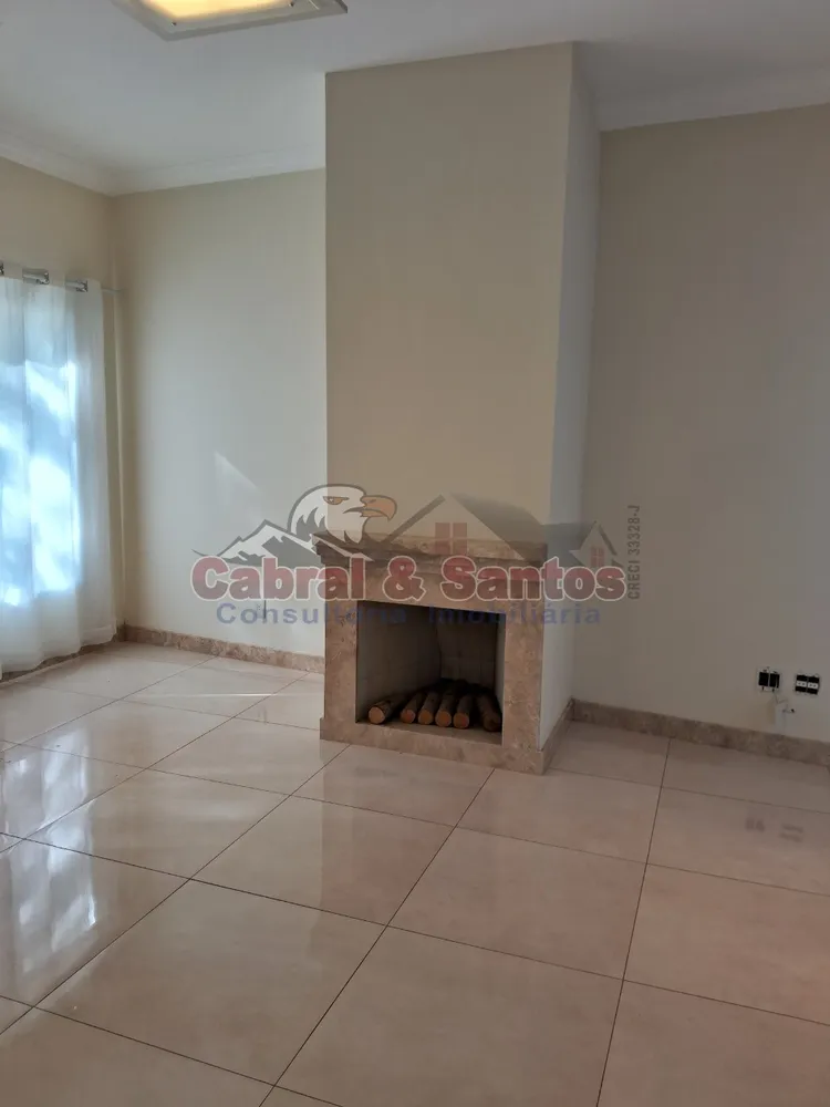 Casa, 3 quartos, 292 m² - Foto 1