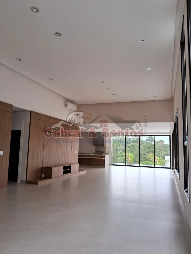 Casa, 4 quartos, 3750 m² - Foto 3