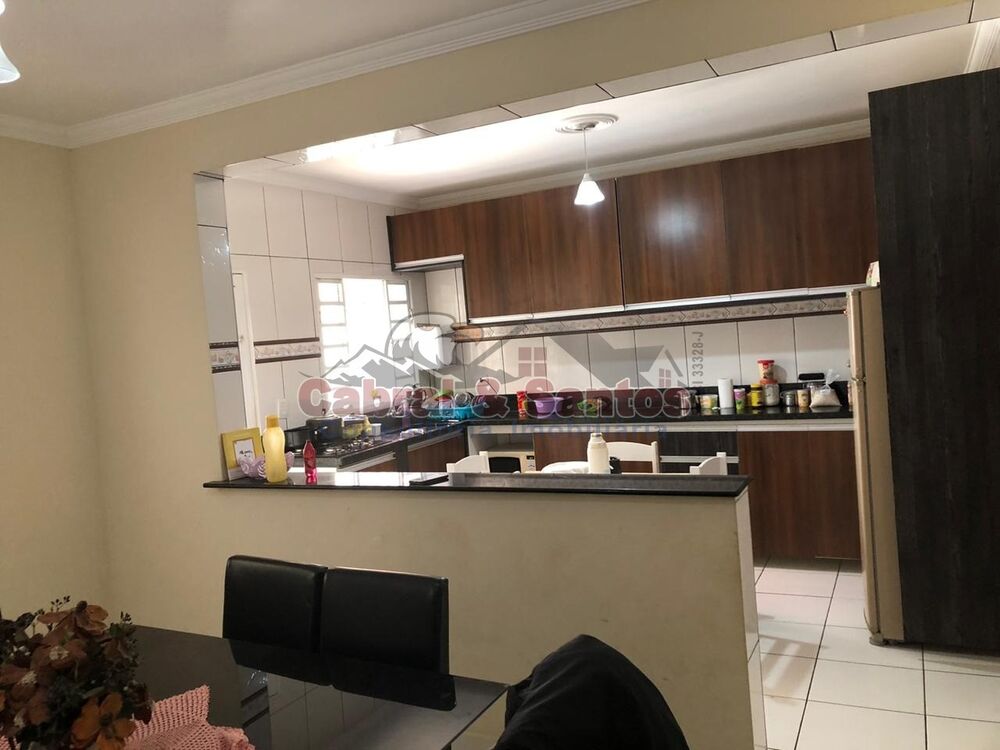 Casa à venda com 3 quartos, 160m² - Foto 6