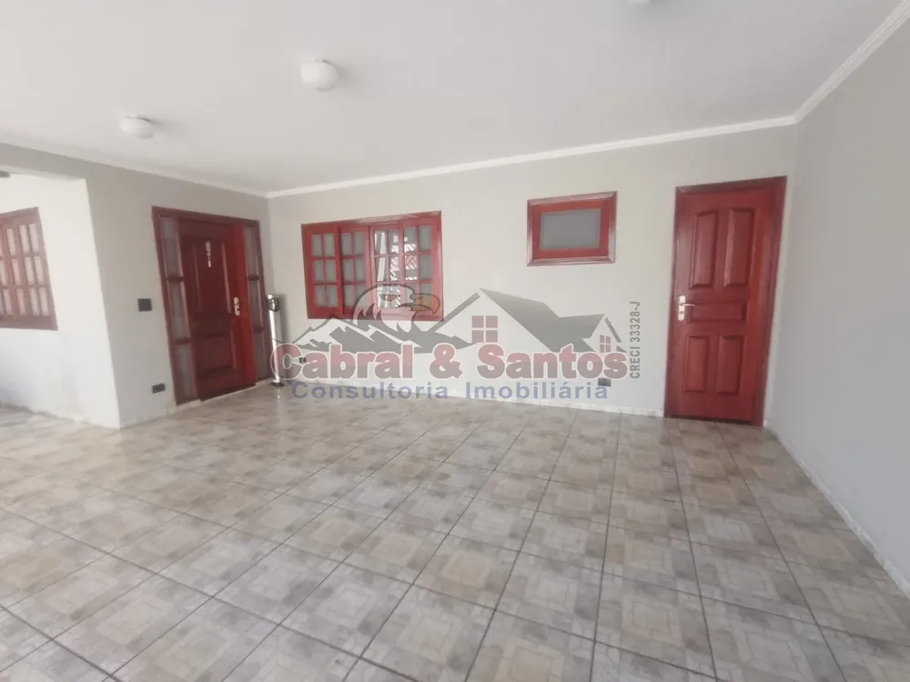 Casa, 3 quartos, 181 m² - Foto 1