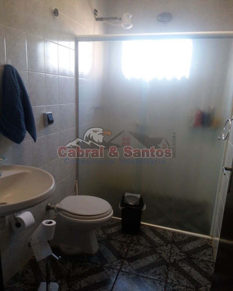 Chácara à venda com 4 quartos, 410m² - Foto 2