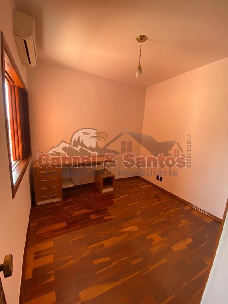 Casa, 3 quartos, 199 m² - Foto 3