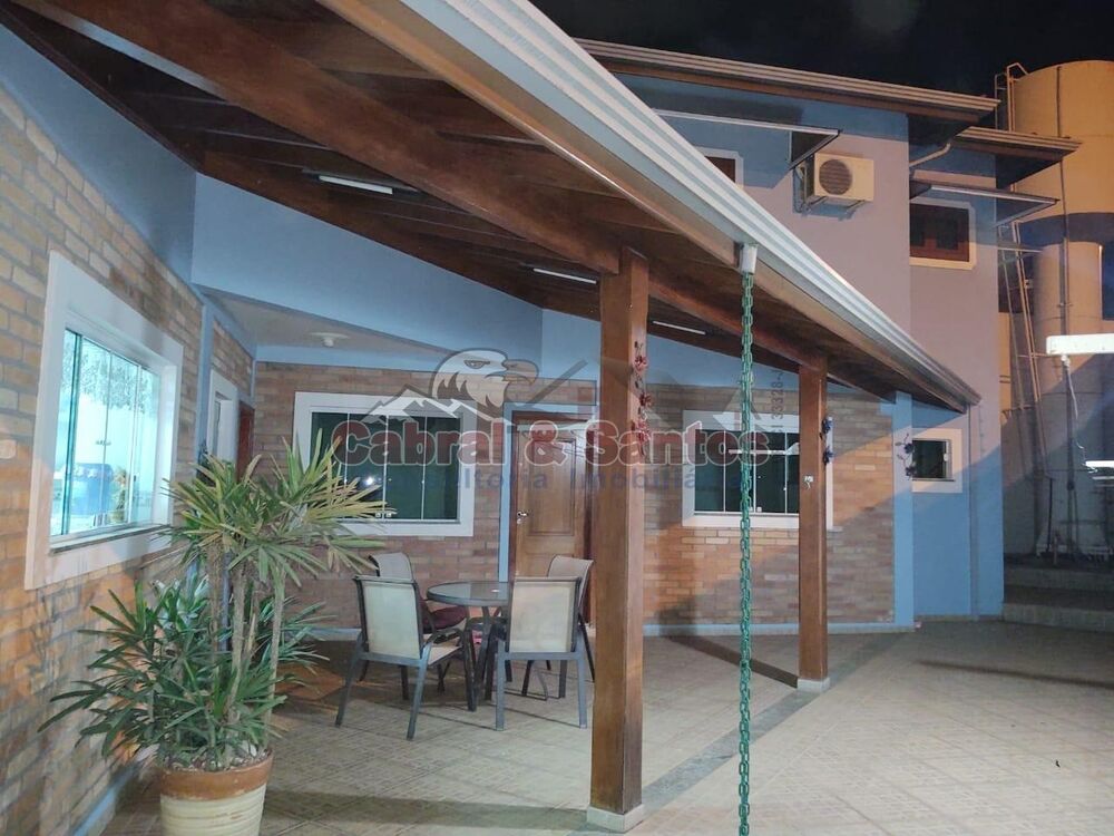 Chácara, 8 quartos, 1515 m² - Foto 2
