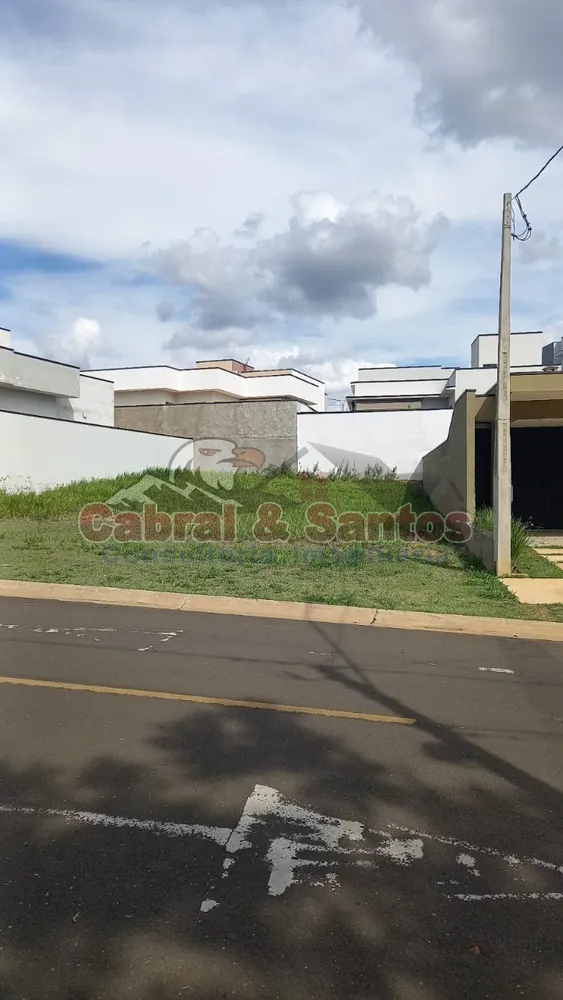 Terreno, 332 m² - Foto 1
