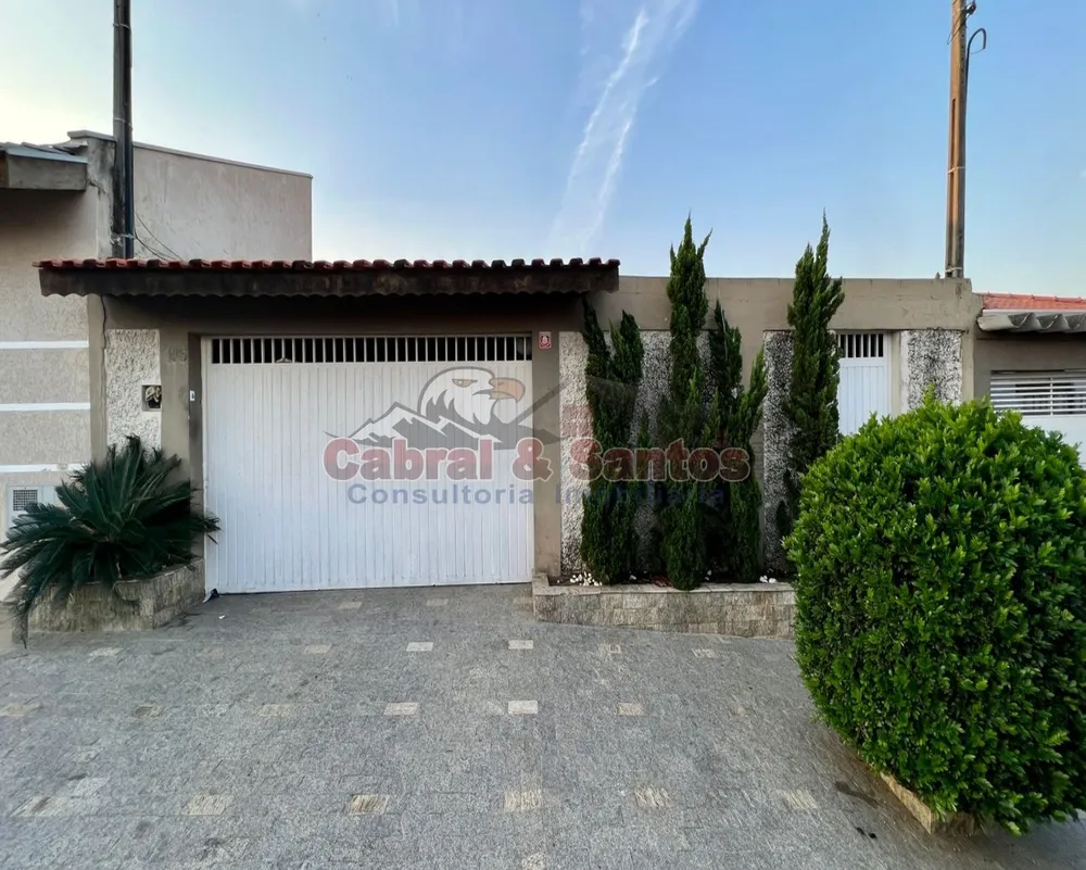 Casa, 3 quartos, 220 m² - Foto 1
