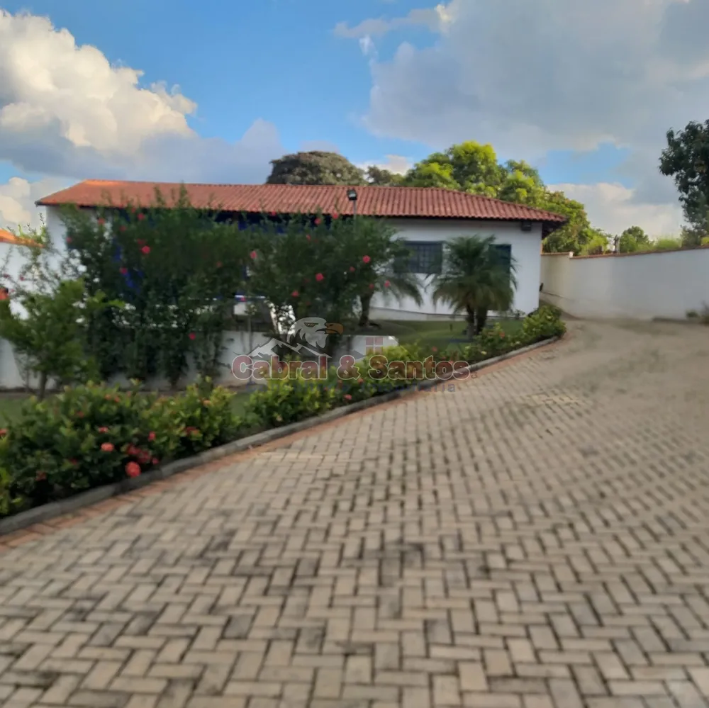 Chácara, 4 quartos, 2000 m² - Foto 1