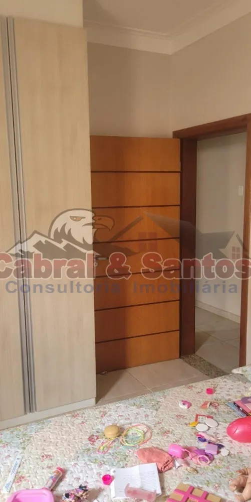 Casa, 3 quartos, 244 m² - Foto 8
