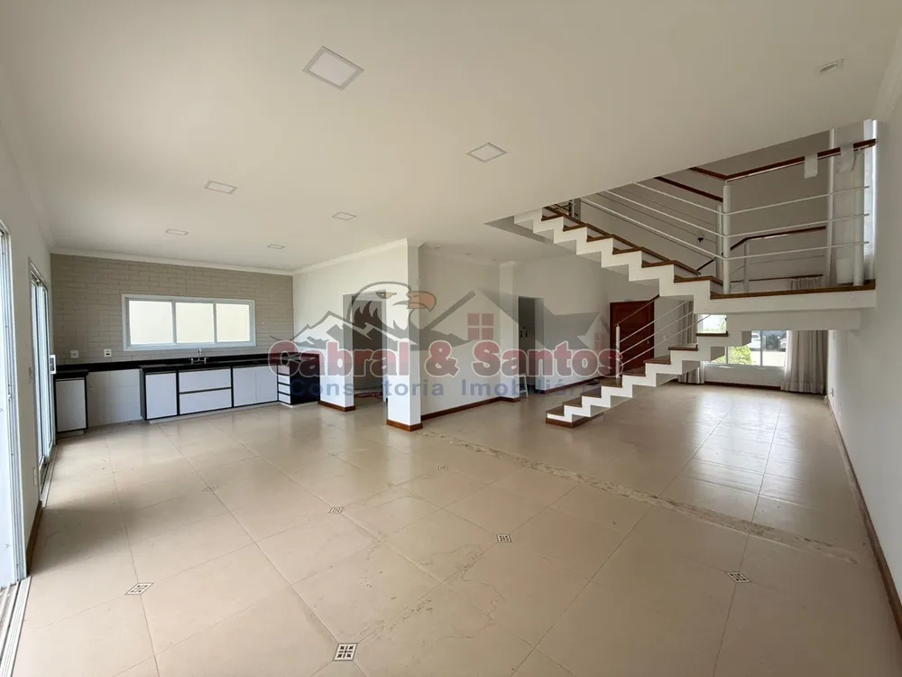 Casa, 3 quartos, 242 m² - Foto 4