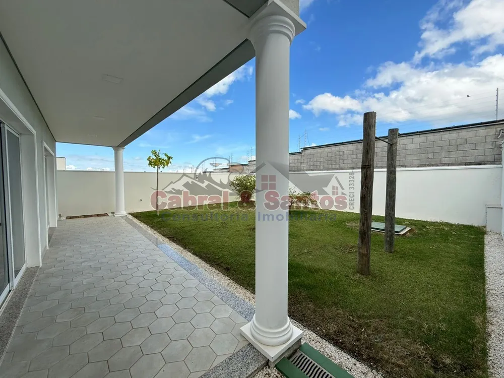 Casa, 3 quartos, 242 m² - Foto 8