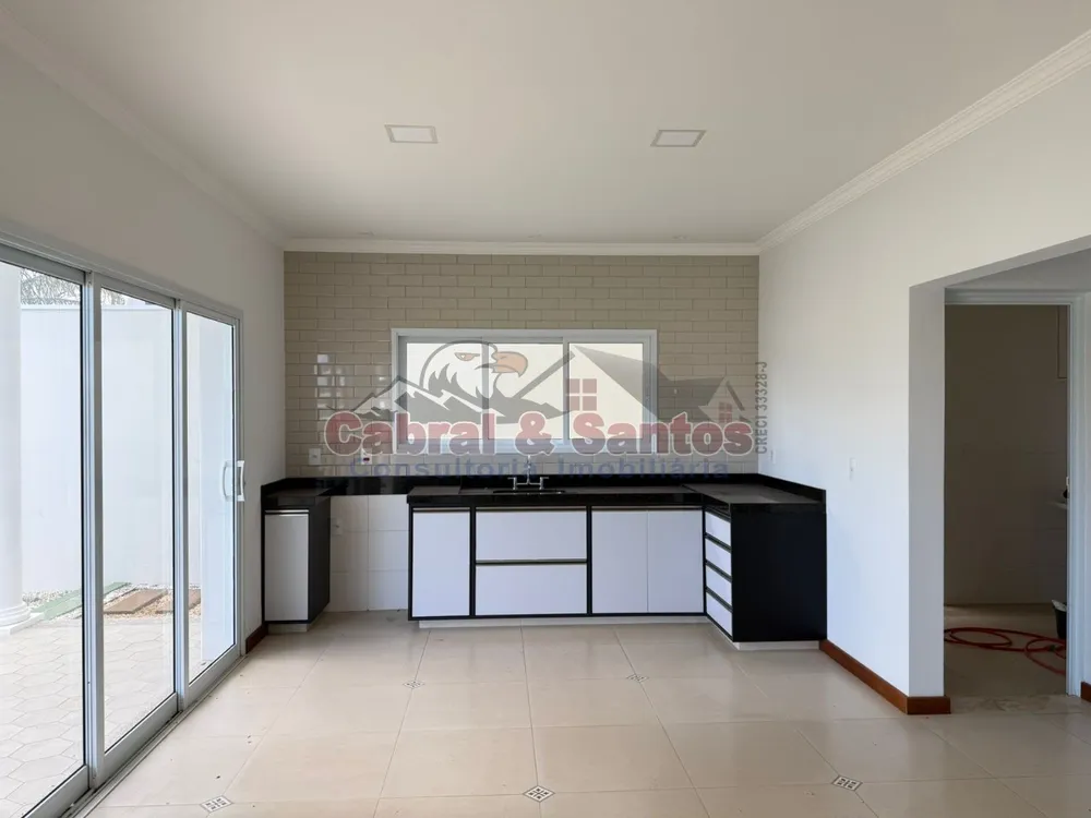 Casa, 3 quartos, 242 m² - Foto 5