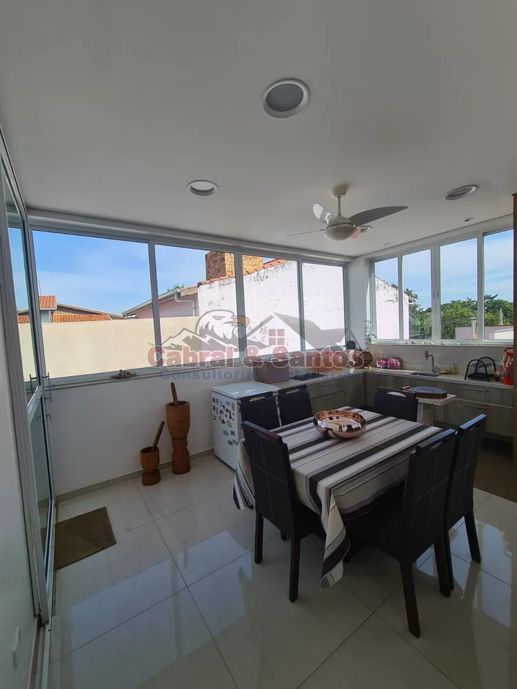 Casa, 3 quartos, 240 m² - Foto 4