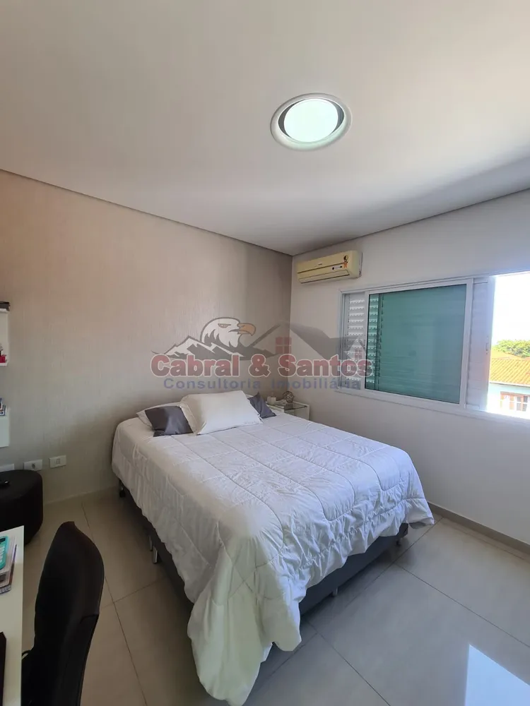 Casa, 3 quartos, 240 m² - Foto 8