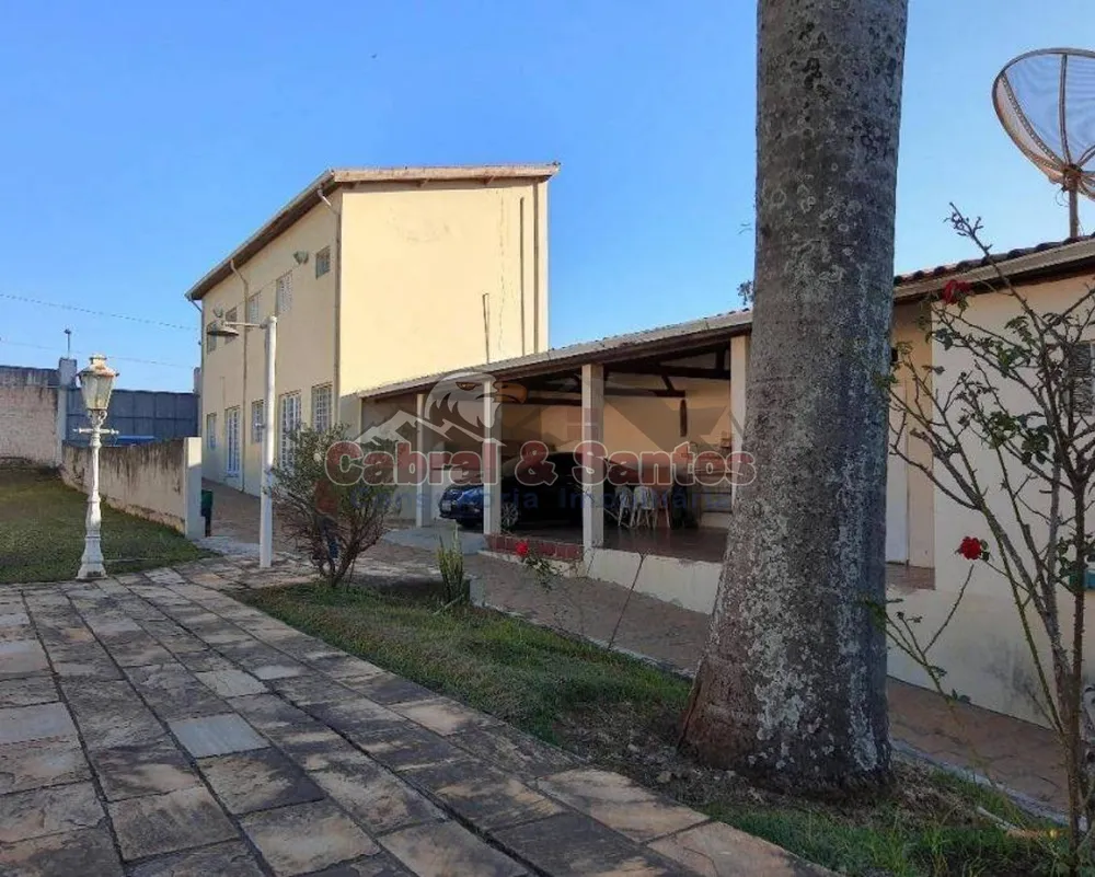 Chácara, 5 quartos, 2211 m² - Foto 2