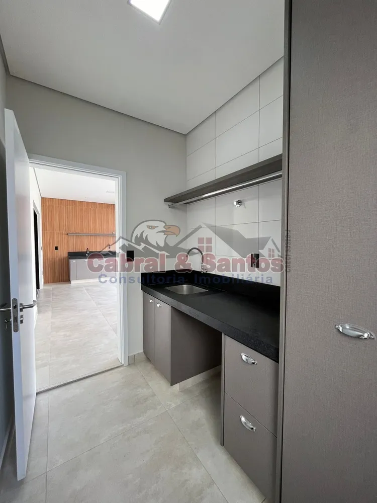 Casa, 3 quartos, 203 m² - Foto 4