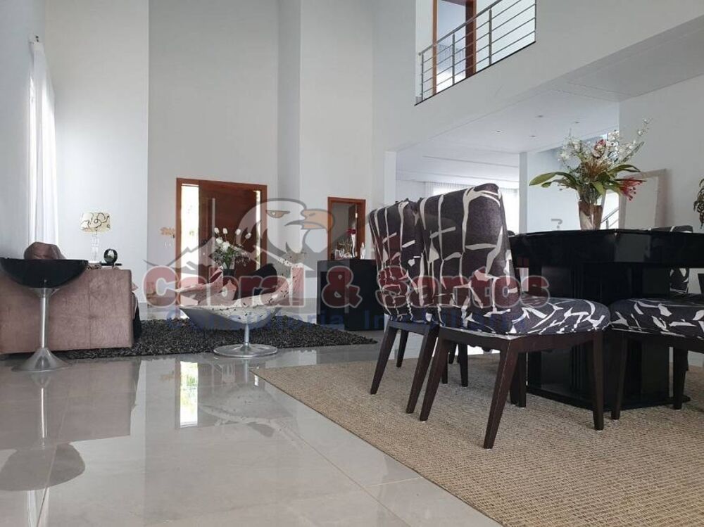 Casa à venda com 6 quartos, 540m² - Foto 4