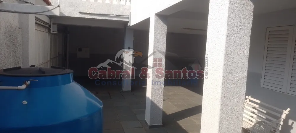 Casa, 6 quartos, 249 m² - Foto 11