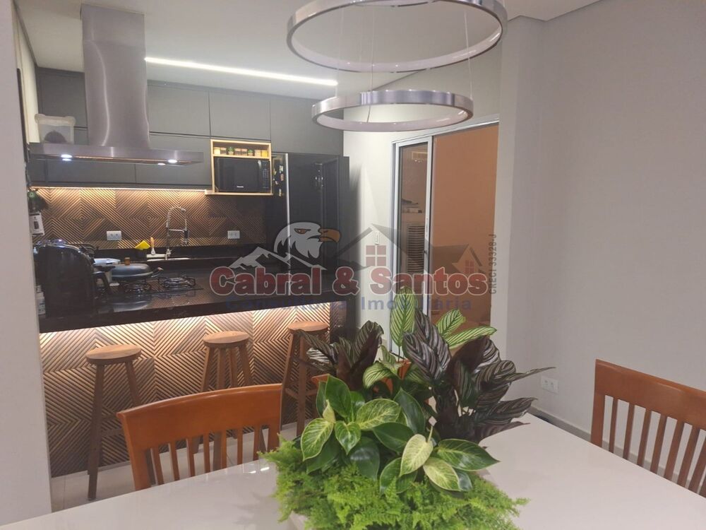 Casa, 3 quartos, 130 m² - Foto 1