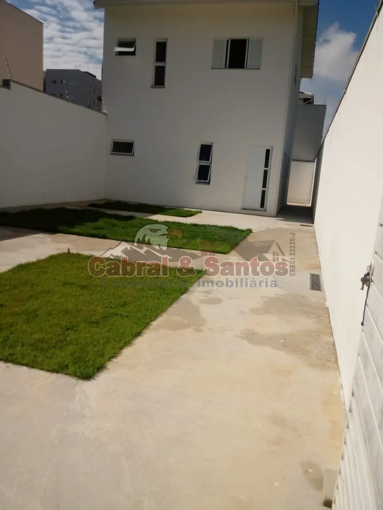 Casa, 3 quartos, 105 m² - Foto 2