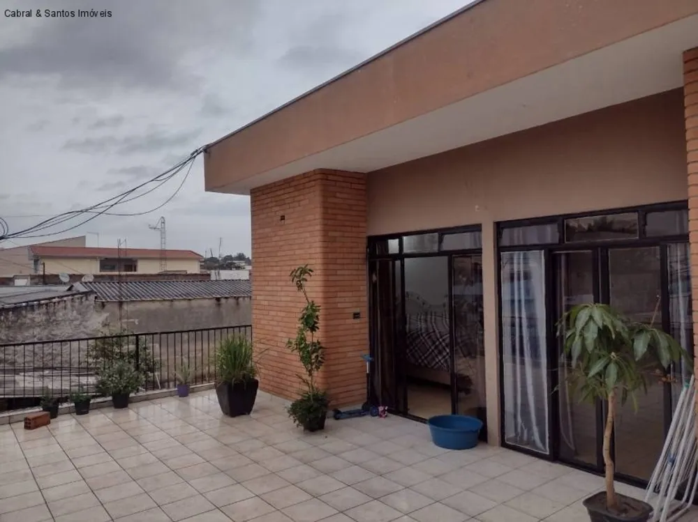 Casa, 4 quartos, 217 m² - Foto 9