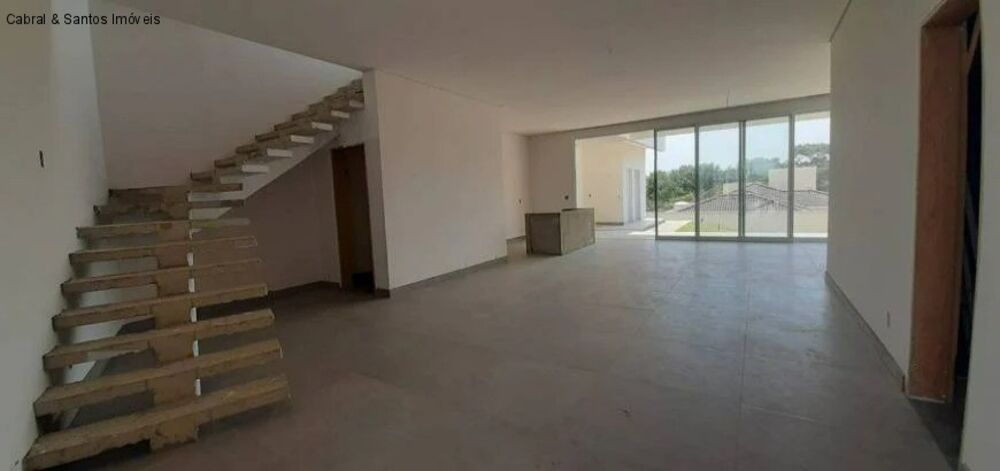 Casa, 4 quartos, 255 m² - Foto 1