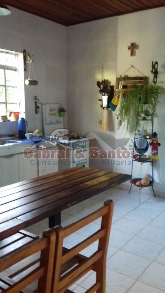 Chácara à venda com 3 quartos, 300m² - Foto 1