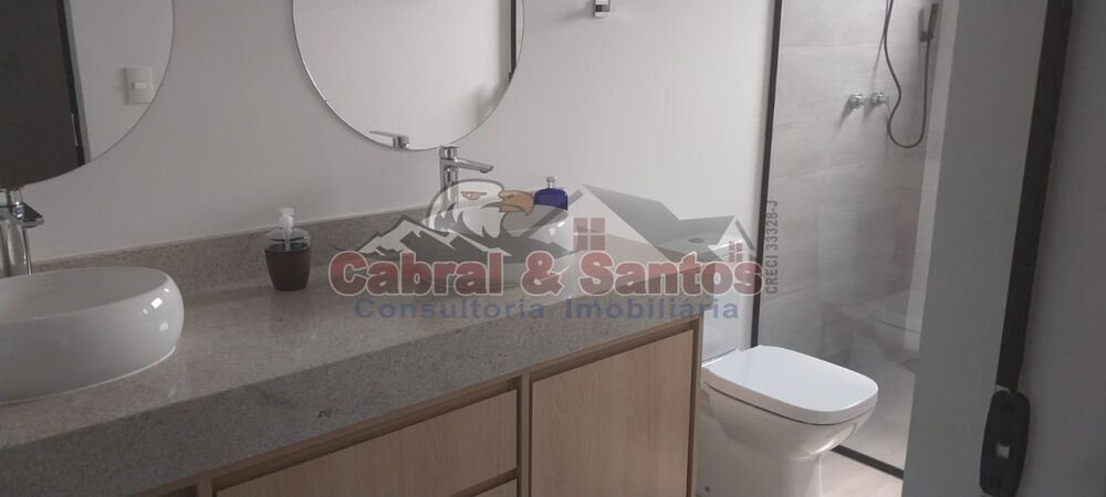 Casa, 3 quartos, 270 m² - Foto 1