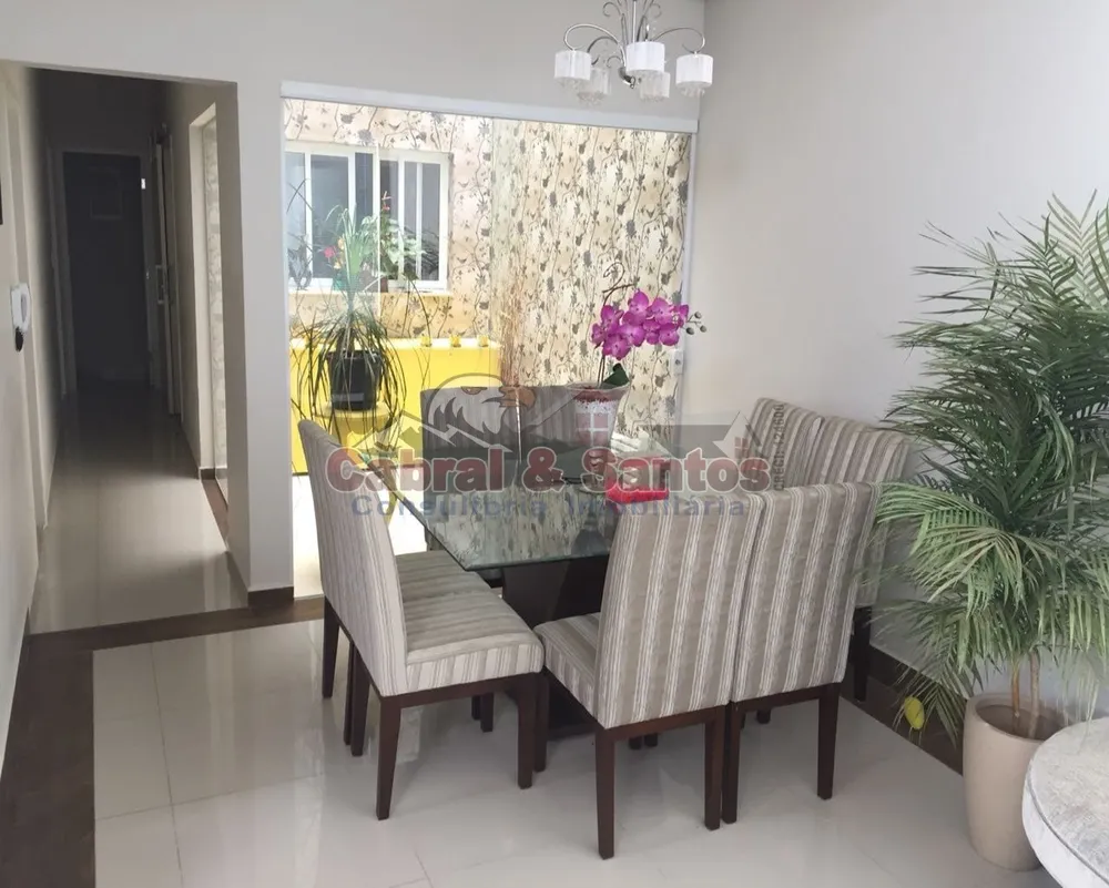 Casa, 4 quartos, 280 m² - Foto 4