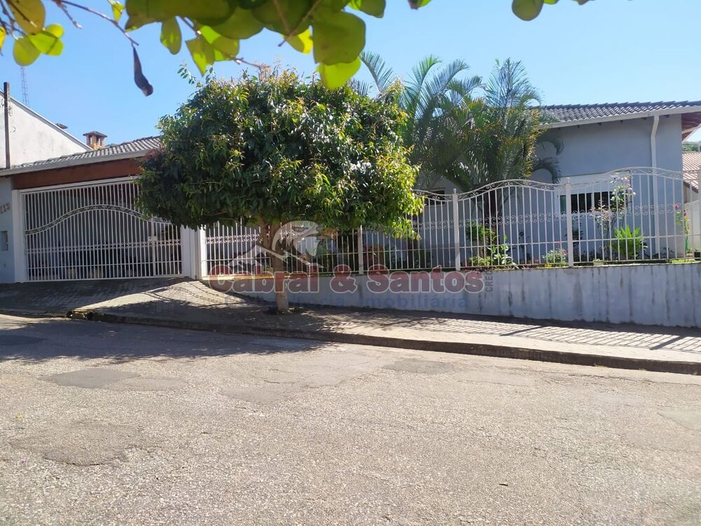 Casa, 3 quartos, 287 m² - Foto 2