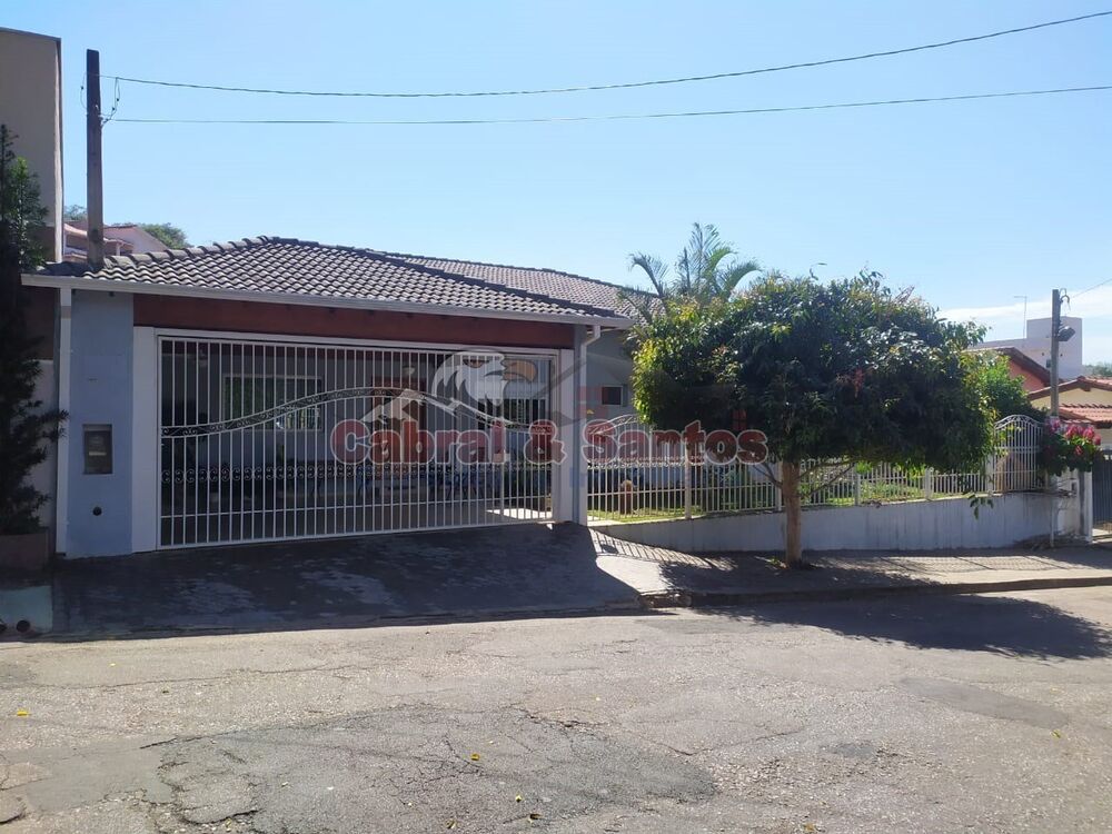 Casa, 3 quartos, 287 m² - Foto 1