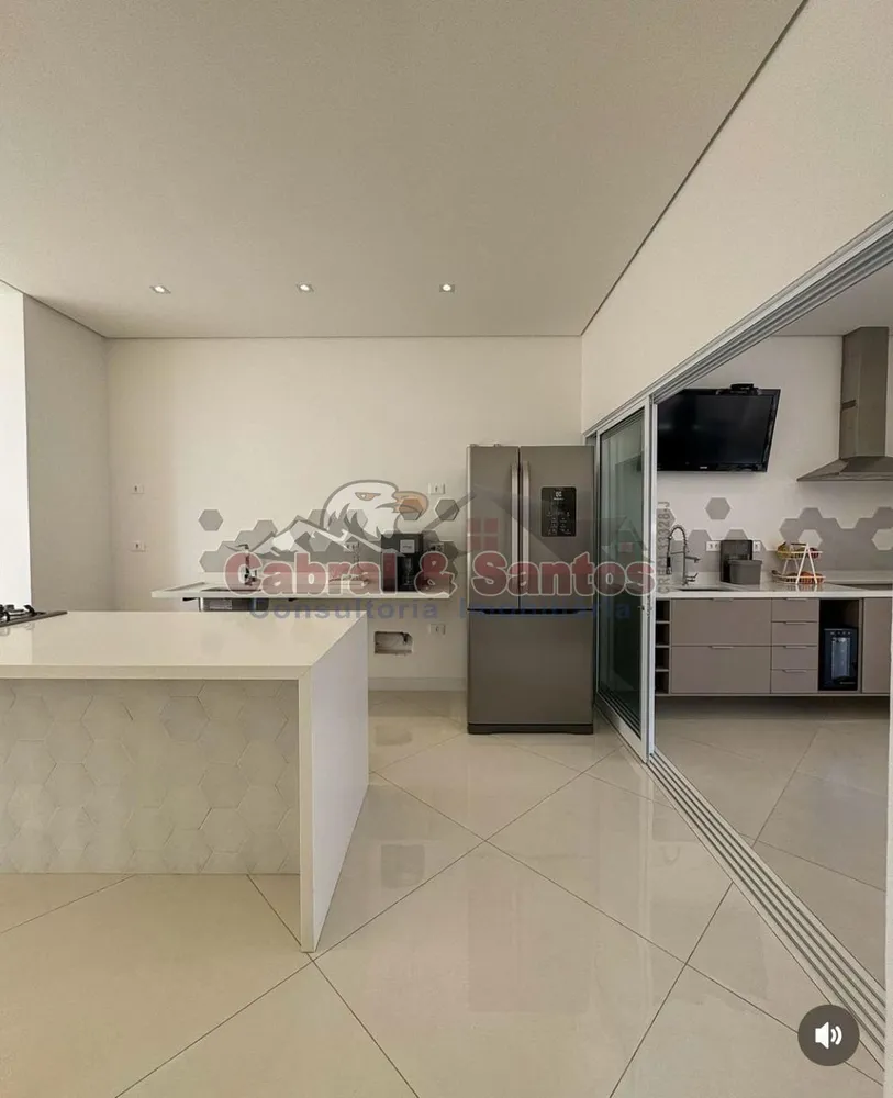 Casa, 3 quartos, 228 m² - Foto 7