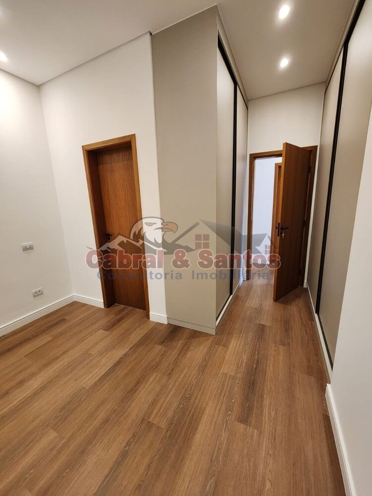 Casa à venda com 3 quartos, 265m² - Foto 10