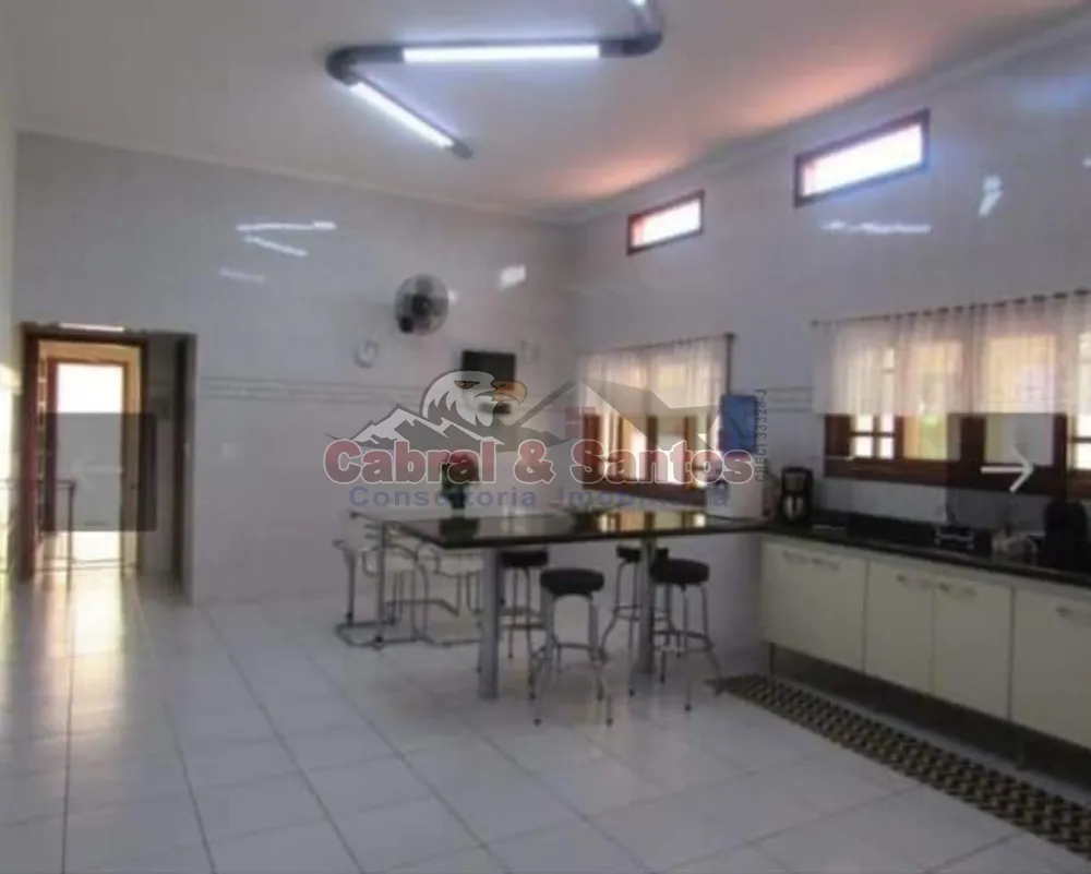 Casa, 3 quartos, 650 m² - Foto 2