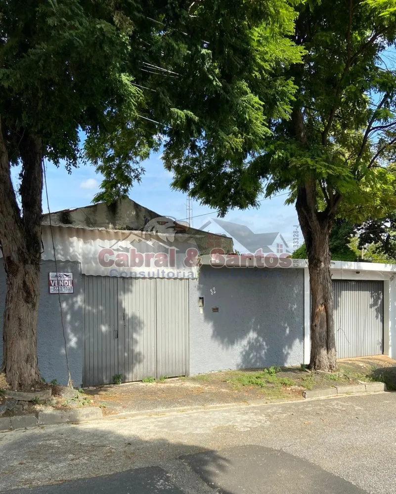 Casa, 3 quartos, 206 m² - Foto 1