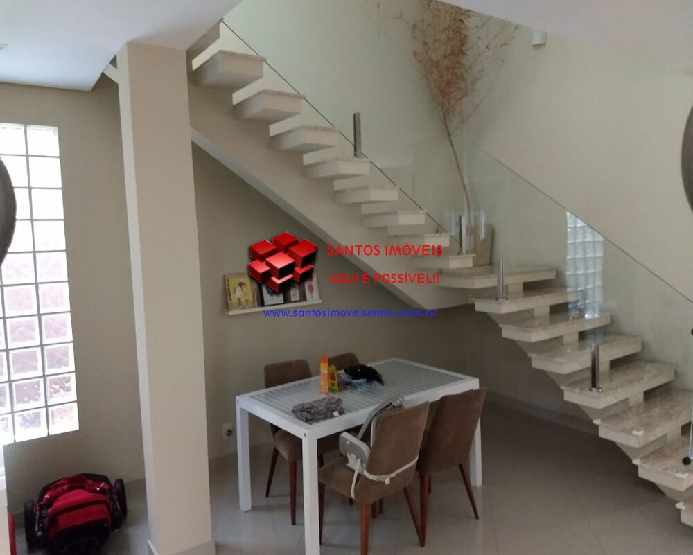 Casa à venda com 3 quartos, 180m² - Foto 2