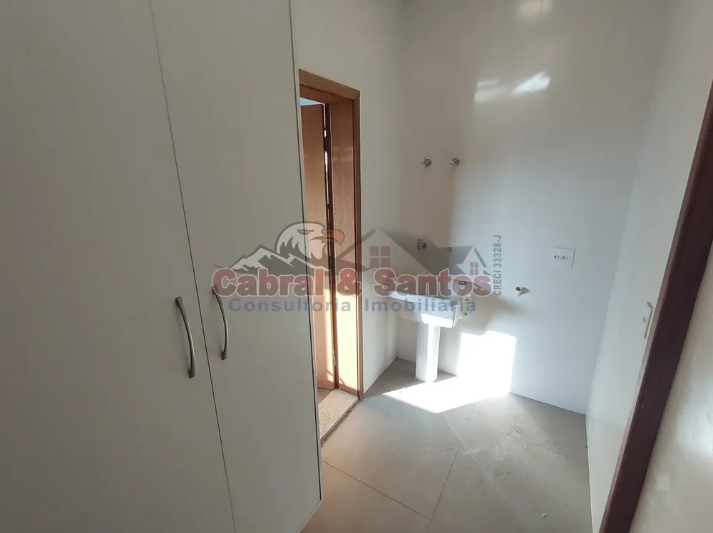 Casa, 3 quartos, 205 m² - Foto 3