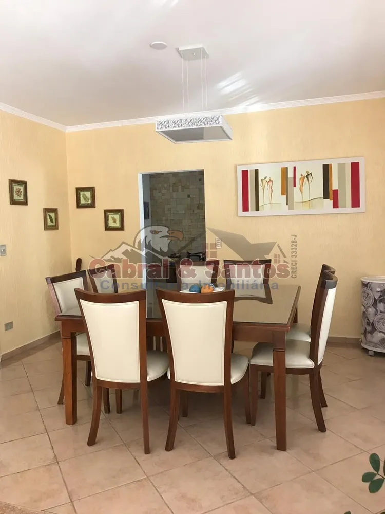 Casa, 3 quartos, 331 m² - Foto 6