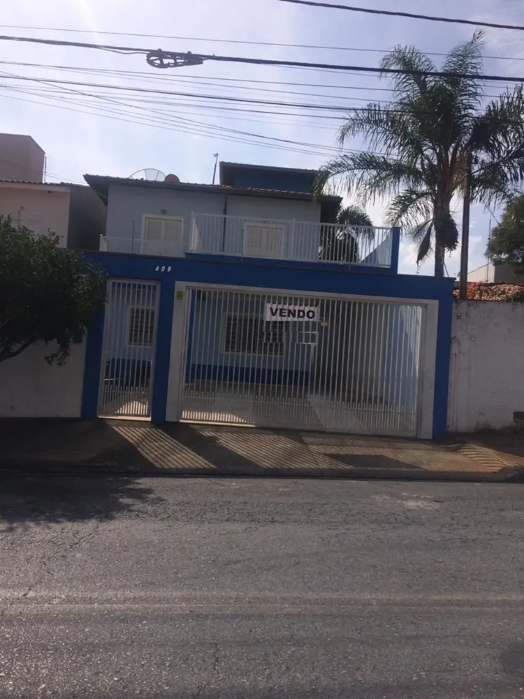 Casa, 4 quartos, 244 m² - Foto 1