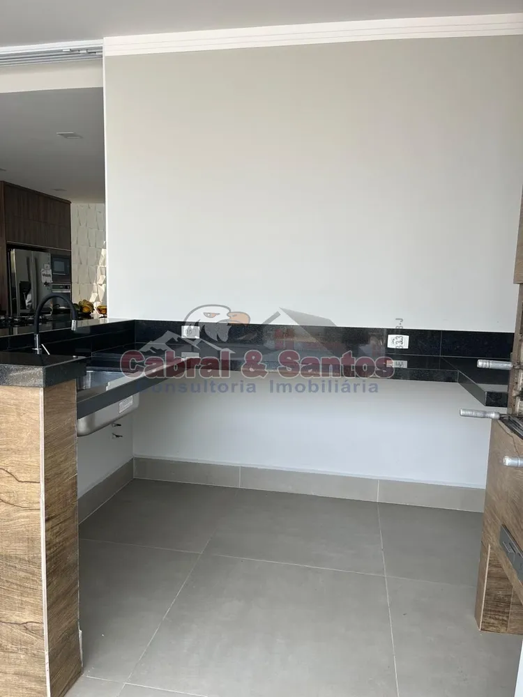 Casa, 3 quartos, 242 m² - Foto 9