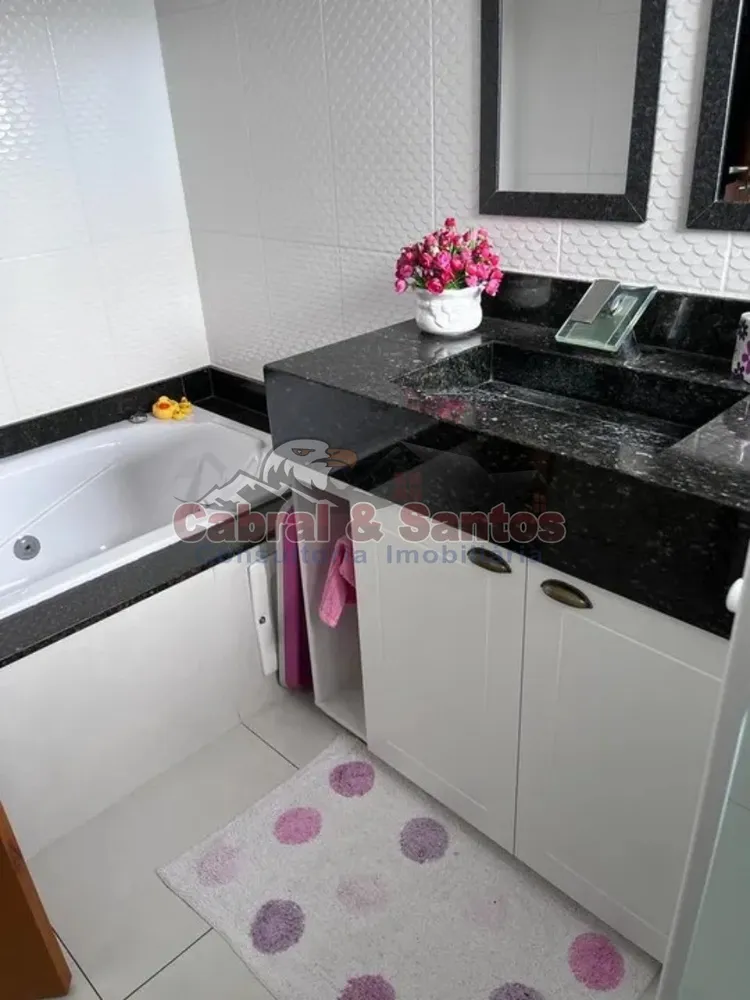 Casa, 3 quartos, 204 m² - Foto 7