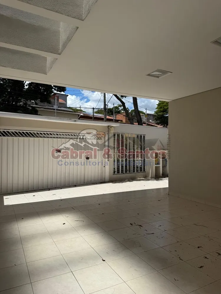 Casa, 3 quartos, 214 m² - Foto 2