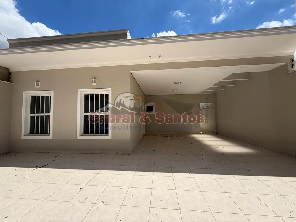 Casa, 3 quartos, 214 m² - Foto 1
