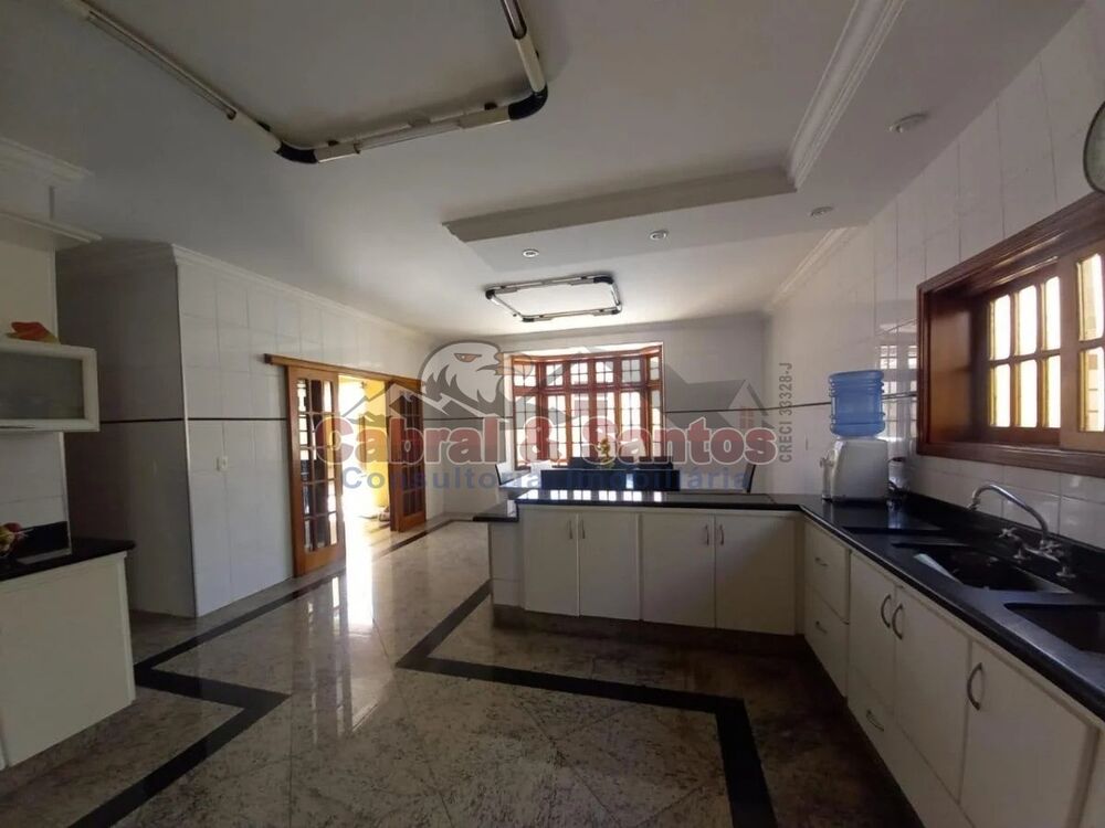 Casa, 5 quartos, 452 m² - Foto 1