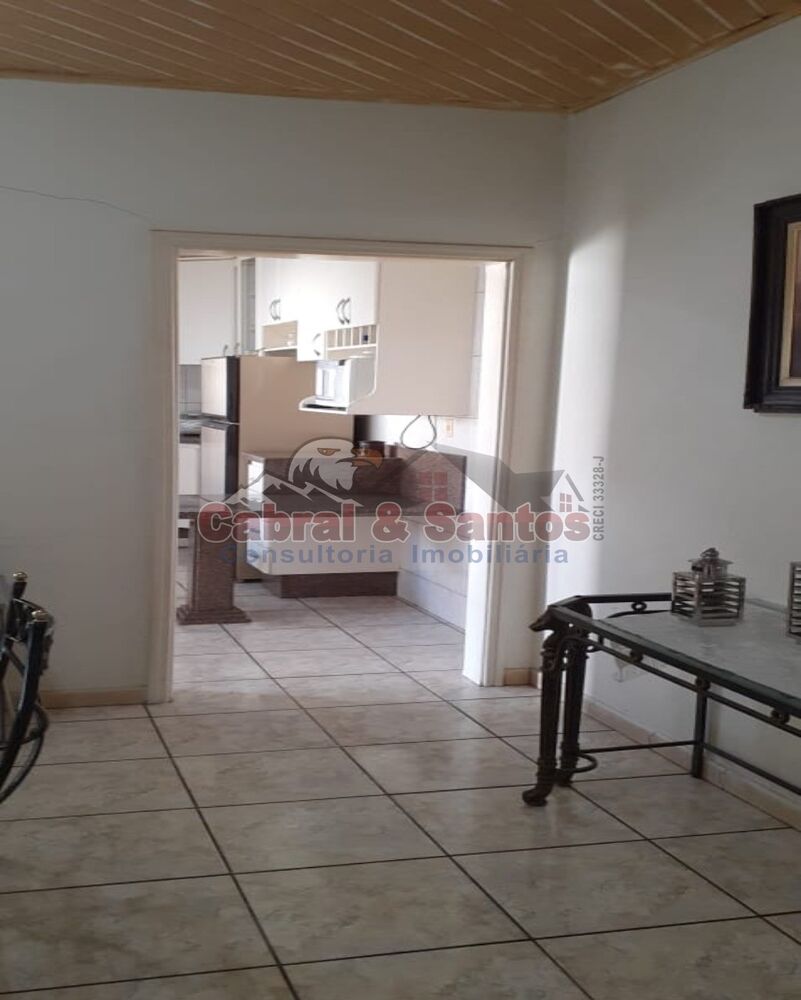 Casa, 4 quartos, 282 m² - Foto 2