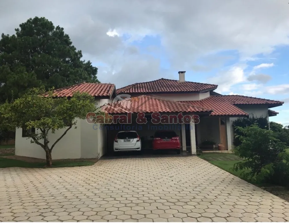 Chácara, 3 quartos, 2174 m² - Foto 1