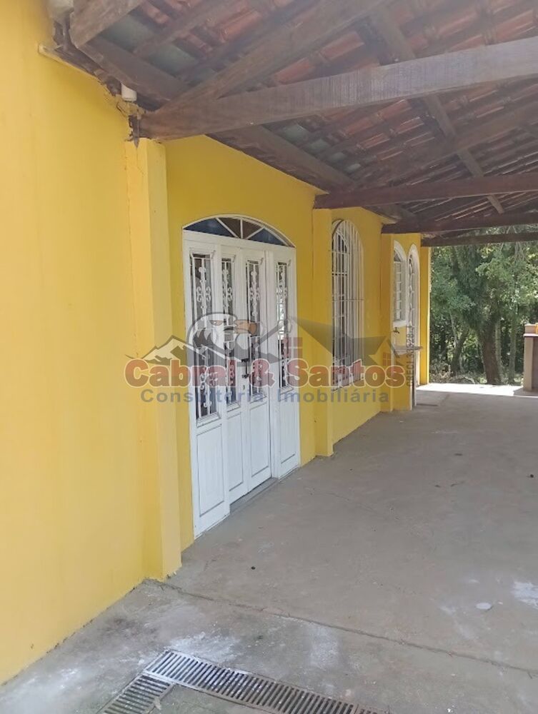 Chácara à venda com 2 quartos, 128m² - Foto 1