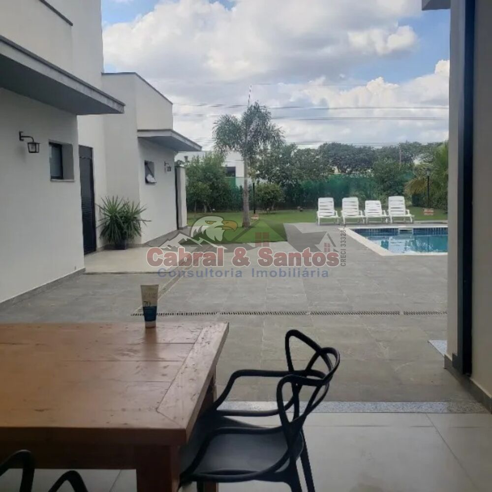 Casa, 4 quartos, 350 m² - Foto 1