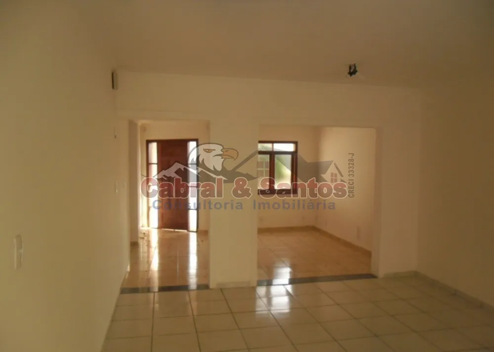 Casa, 3 quartos, 200 m² - Foto 3
